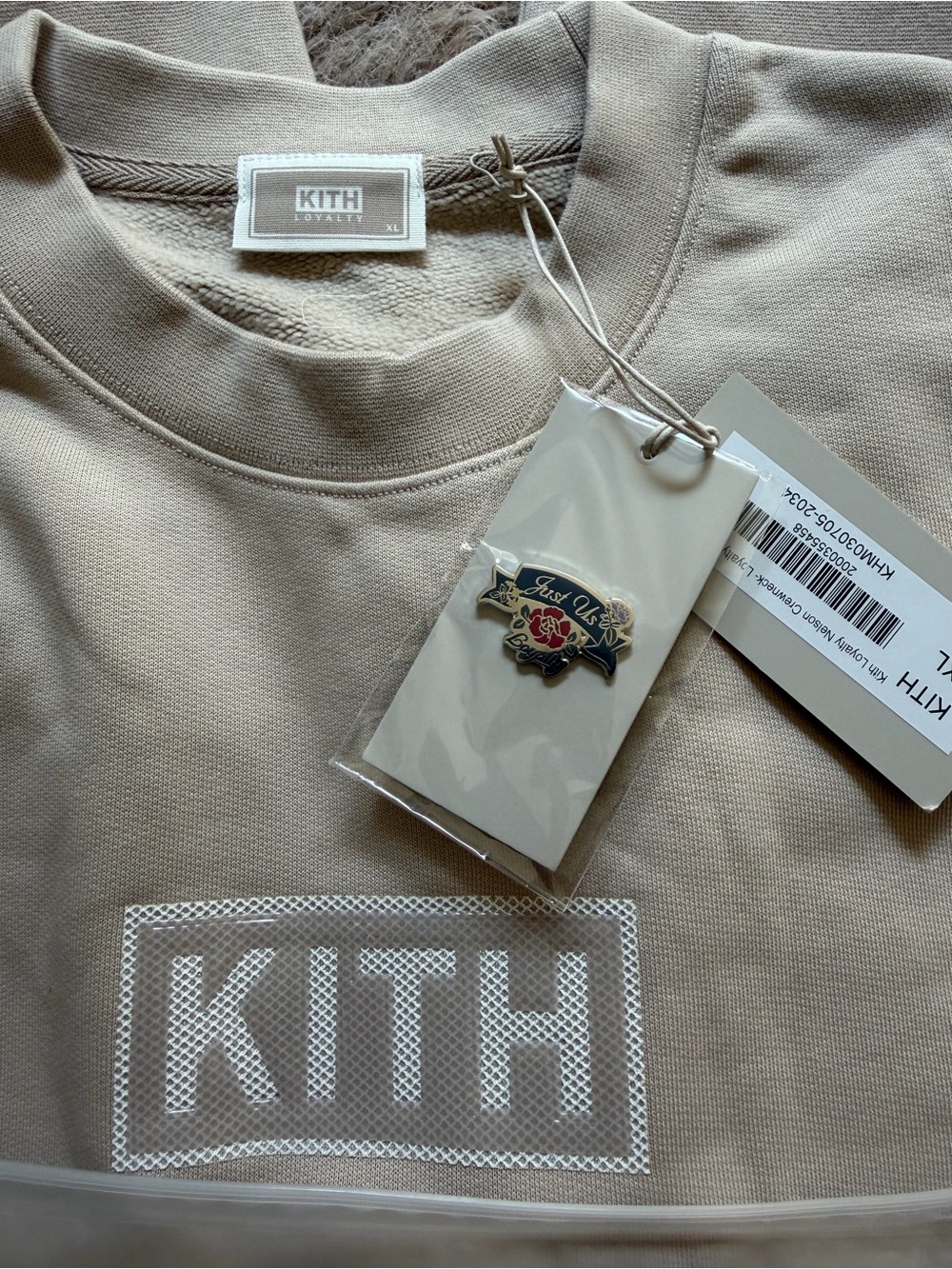 Kith Loyalty Program Paragon Crewneck (XL)